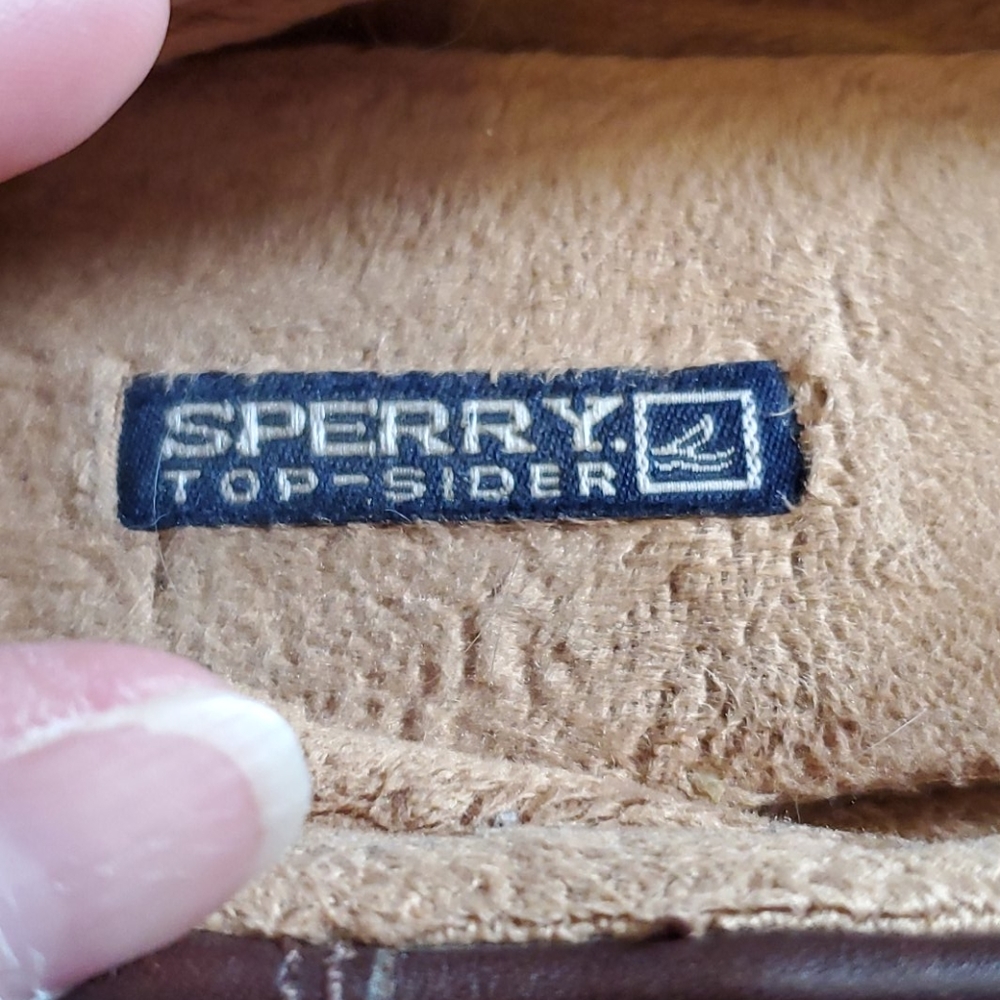 Sperry - Picture 2 of 4